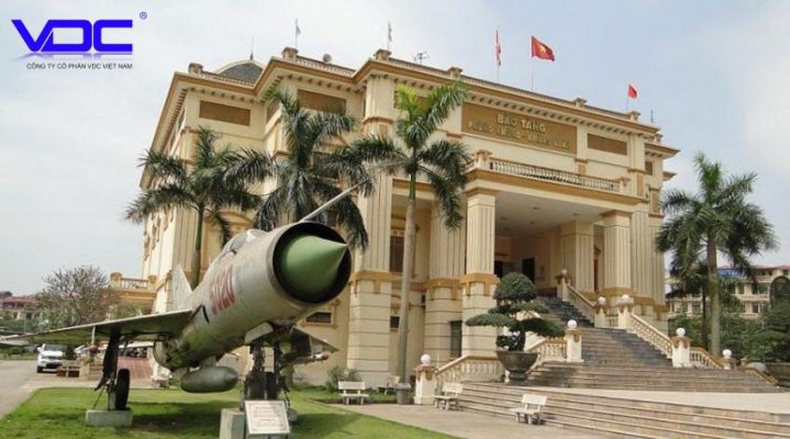 Những công trình lát mái ngói đá đen