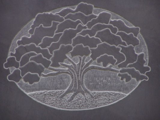 Điêu khắc trên đá đen